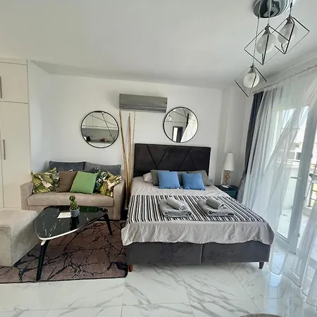 Retreat By The Sea Daire