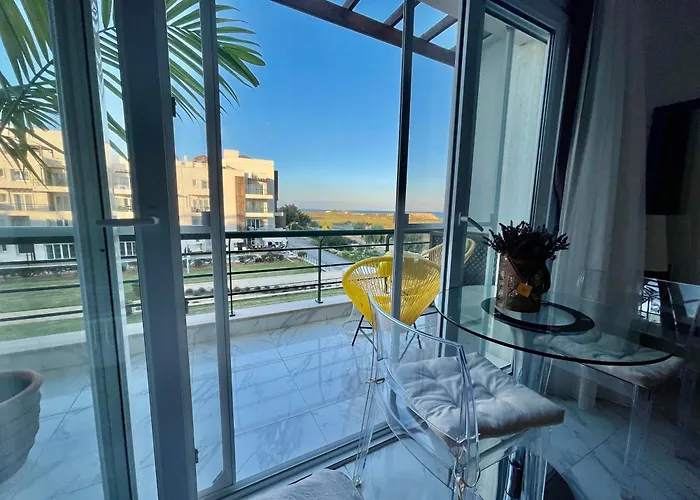 Retreat By The Sea *