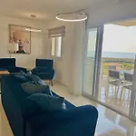 Retreat By The Sea Vokolidha