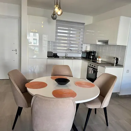 Retreat By The Sea Διαμέρισμα Vokolidha