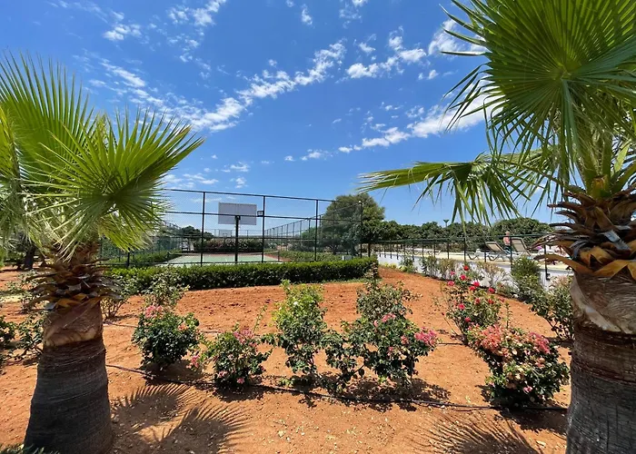 Retreat By The Sea *