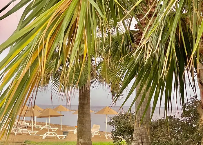 Retreat By The Sea Apartamento Vokolidha